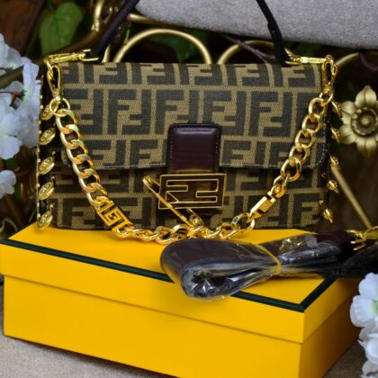 Fendi Baguette Chain Midi – Tissu jacquard FF marron